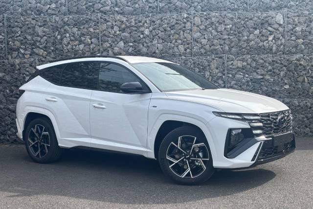 Hyundai Tucson N-Line 1.6 Hybrid 215ps Auto SUV Petrol / Electric Hybrid Atlas White