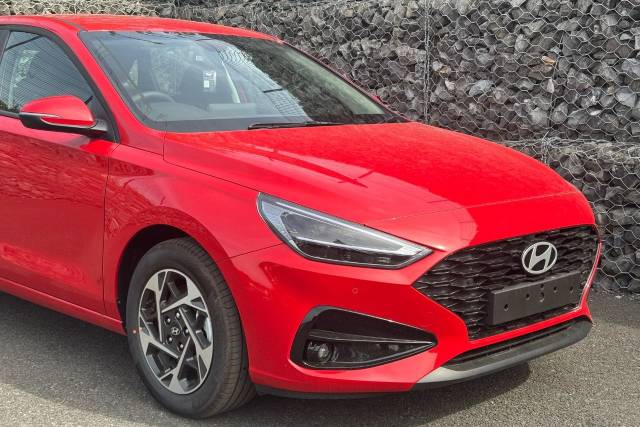 2025 Hyundai i30 Advance 1.5 140ps 48v MHEV Hatchback