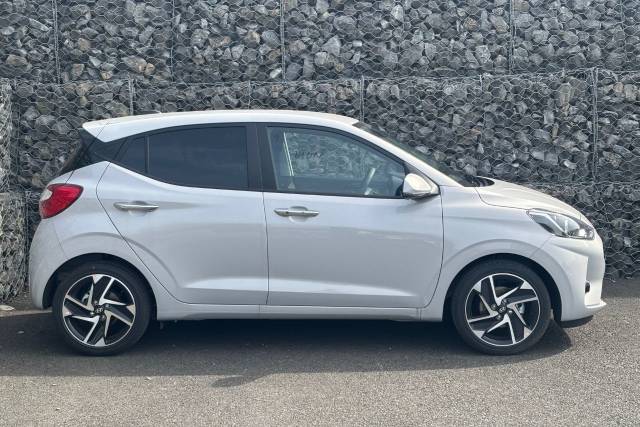 2025 Hyundai i10 Premium 1.0 63ps