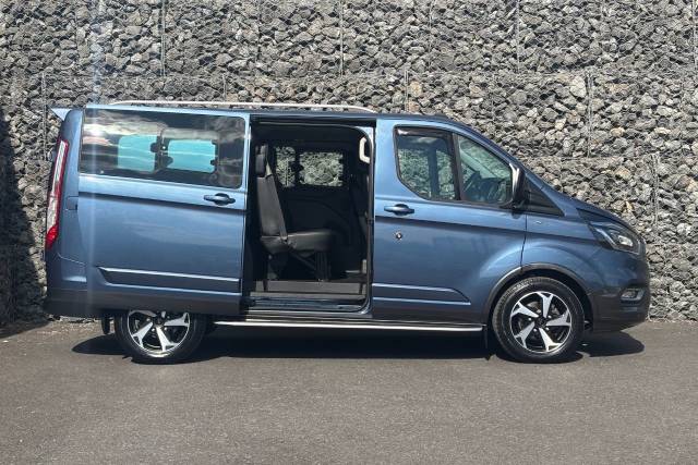 2023 Ford Transit Custom 2.0 EcoBlue 170ps Low Roof D/Cab Active Van Auto