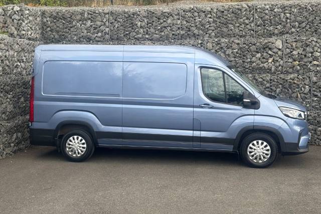 2023 Maxus Deliver 9 2.0 D20 150 Lux High Roof Van