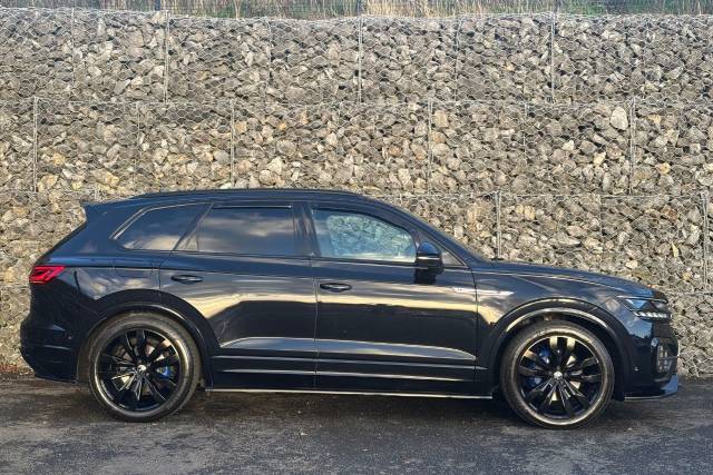 2021 Volkswagen Touareg 3.0 V6 TDI 4Motion Black Edition 5dr Tip Auto