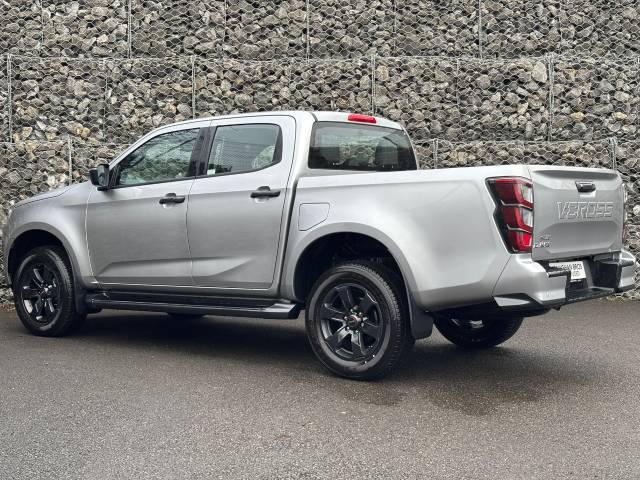 2025 Isuzu D-max 1.9 V-Cross Double Cab 4x4 Auto