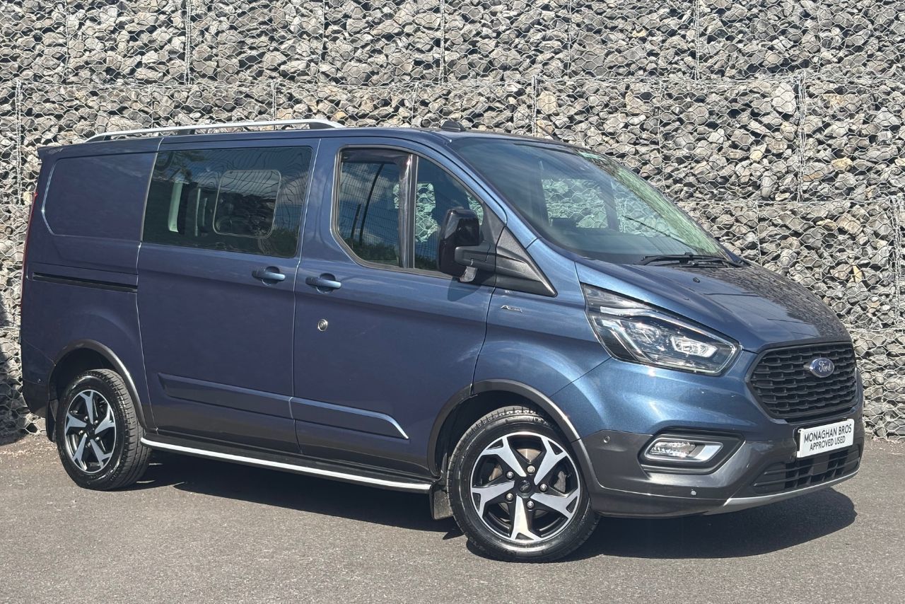 2023 Ford Transit Custom