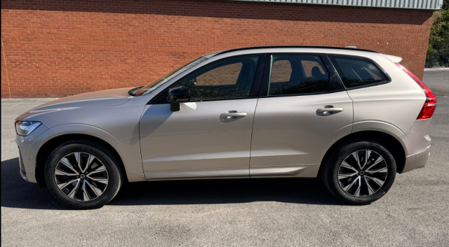 2023 Volvo XC60 2.0 B4D Plus Dark 5dr AWD Geartronic