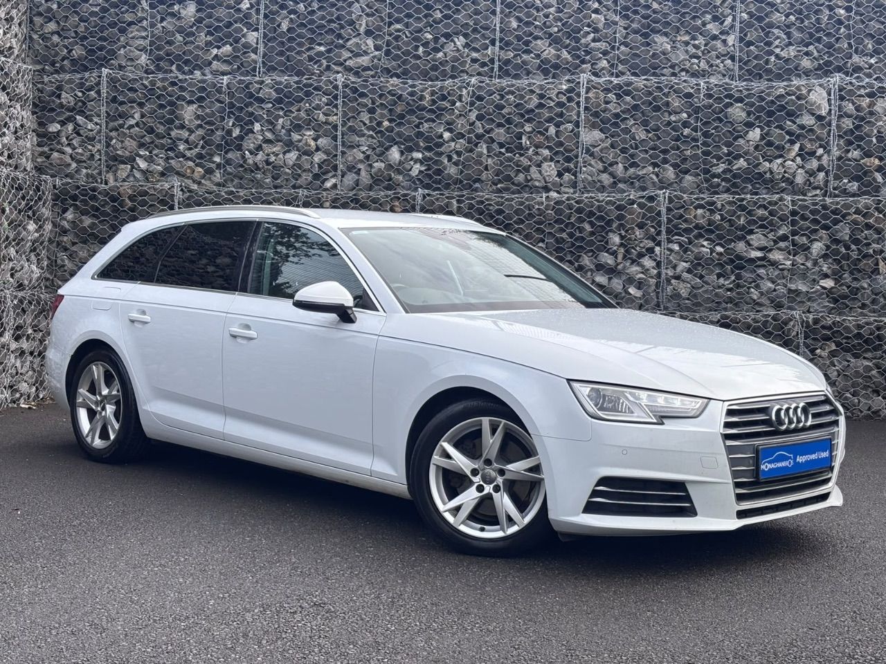 2017 Audi A4
